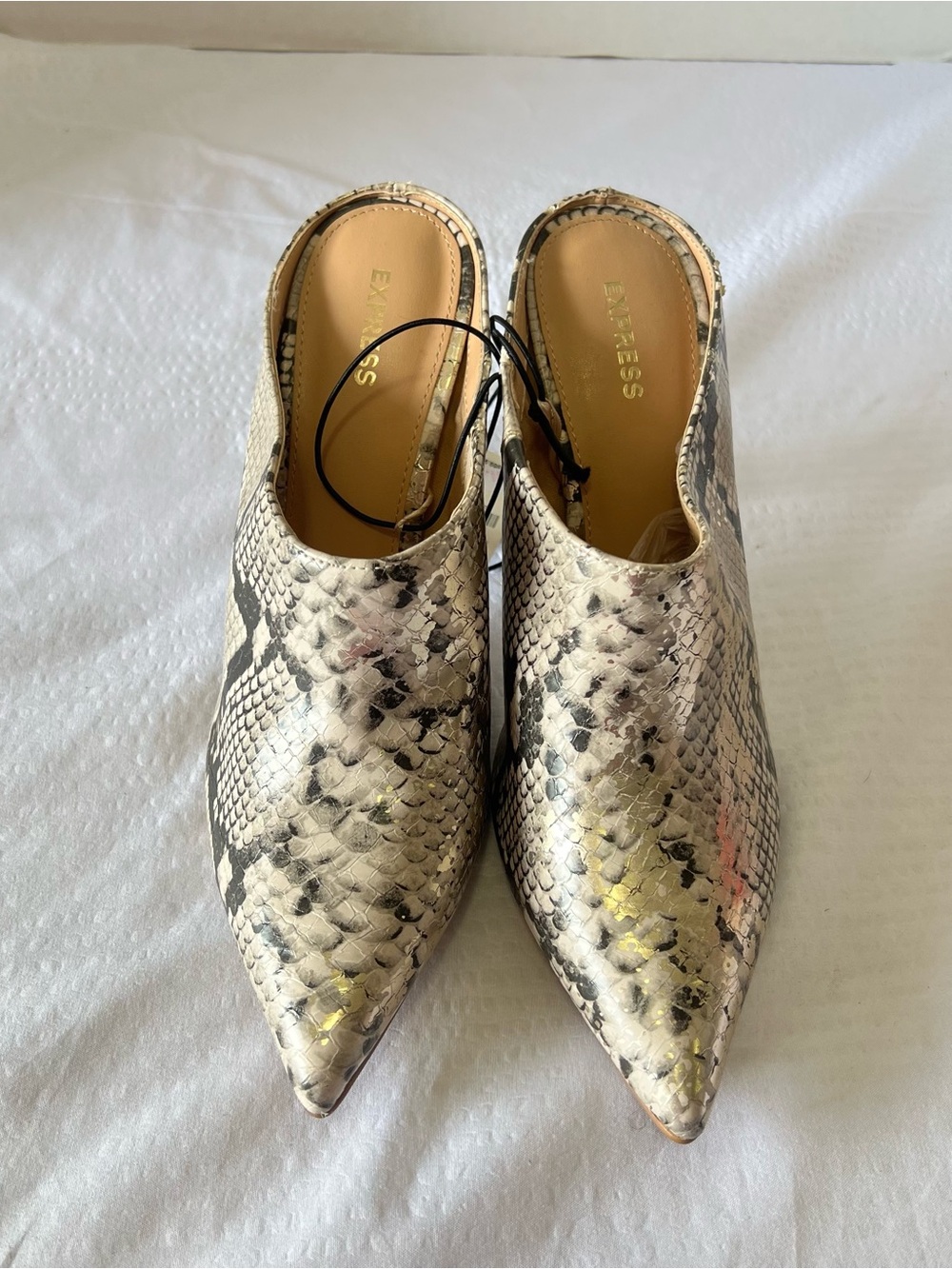 Express Women's Snake-Print Pointed Mule in Cream and Black